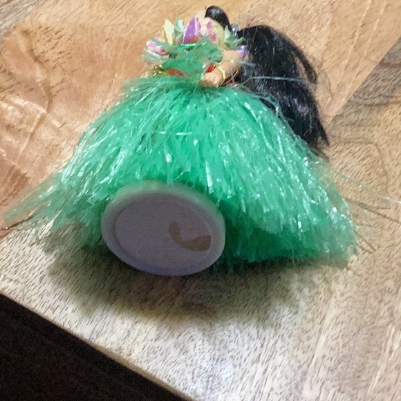 Vintage Hawaiian Dashboard Hula Dancer Girl - Picture 9 of 9